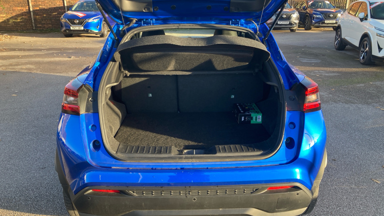 Nissan Juke 1.0 DiG-T N-Connecta 5dr DCT Petrol Hatchback